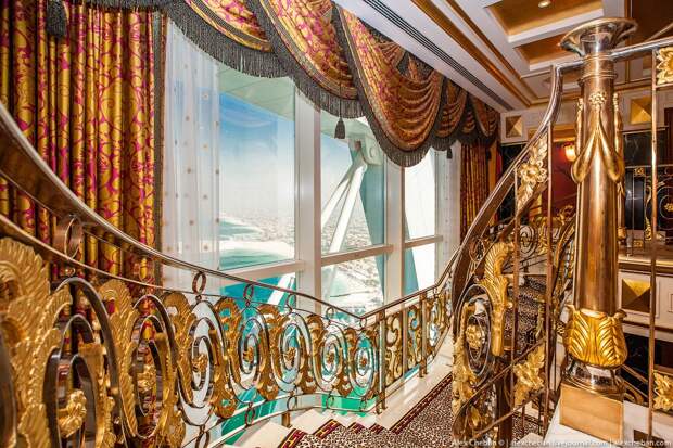 BurjAlArab18 Золото для шейхов и олигархов: самый дорогой номер в семизвездочном отеле Burj Al Arab