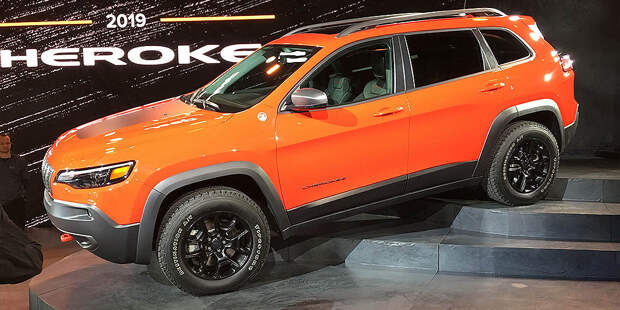 Jeep привезет обновленный Cherokee в Россию 