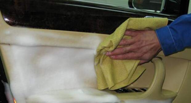 Лучшие средства для проведения химчистки салона