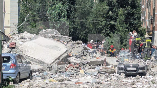 Обрушение подъезда в Саратове из-за хлопка газа — что известно