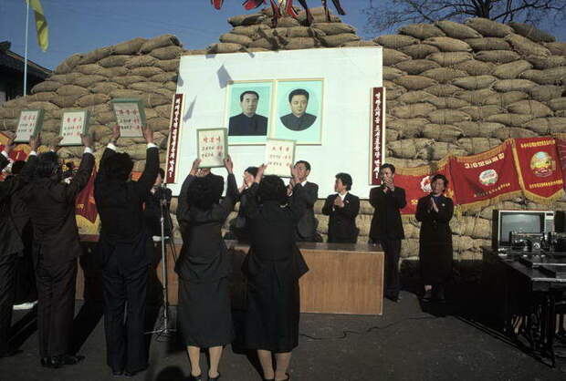 Северная Корея 1980-х годов в фотографиях Hiroji Kubota Северная Корея 1980-х годов в фотографиях Hiroji Kubota
