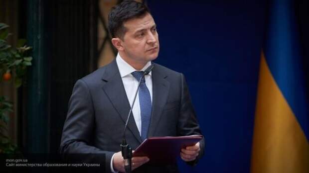 Более половины опрошенных украинцев не доверяют Зеленскому Более половины опрошенных украинцев не доверяют Зеленскому