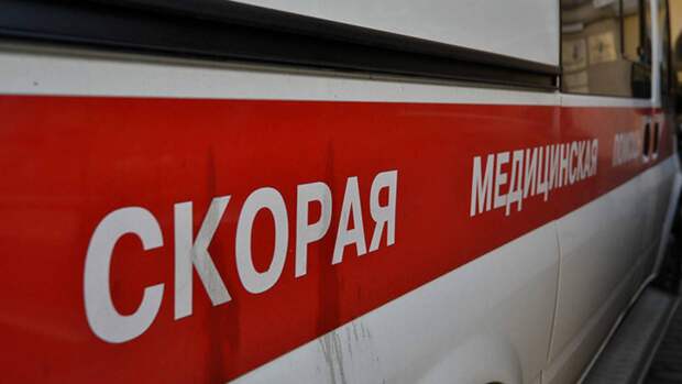 Петербуржец сломал зуб прибывшему на вызов фельдшеру скорой помощи