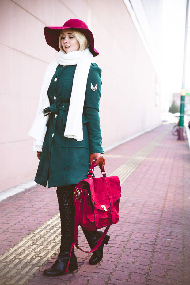 Olga choi fashion blogger myblondegal South Korea elegant smart casual Oasap military coat Choies wine floppy hat Kooding sweater Kate-Katy over knee boots-06365