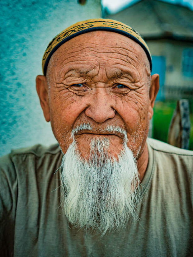 Пожилой мужчина. Автор: Omar Reda.