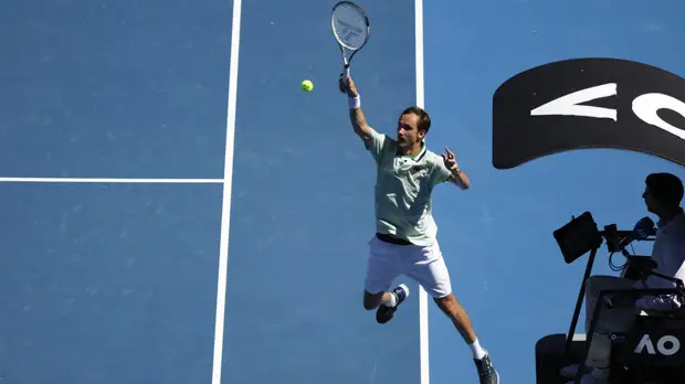 Беккер назвал Медведева одним из двух фаворитов Australian Open