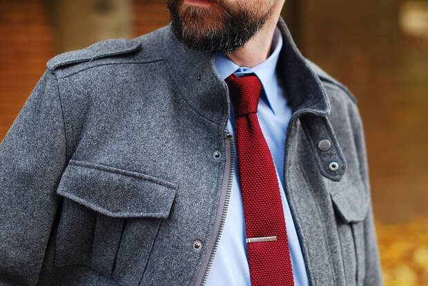 Smart grey coat, shirt and tie (over 40 menswear)