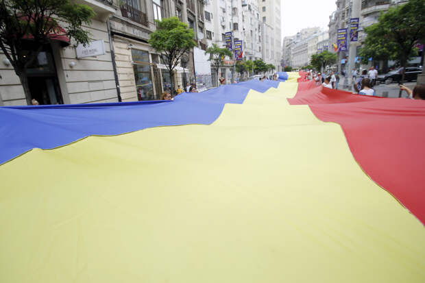 Премьер Румынии заявил о большом количестве попыток дестабилизации Молдавии