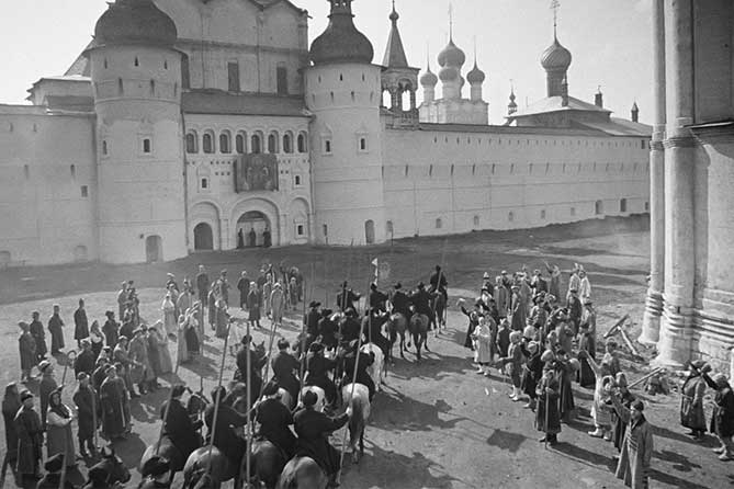 конная и пешая армия