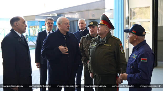 Генерал Бижев пригрозил Прибалтике новым белорусским оружием