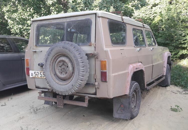 Уникальная машина советского умельца: самоделка в стиле Nissan Patrol