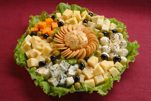 30 шикарных идей красивого оформления мясных и рыбных нарезок, сыров, овощей и фруктов