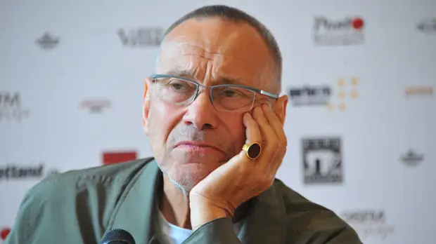 «Смотреть на это очень грустно»: Кончаловский высказался о «культуре отмены» в западных странах