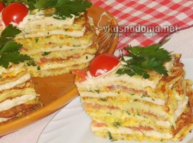 Кабачковый торт с овощами и куриным фаршем