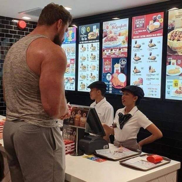 Прикоы из жизни высоких люде