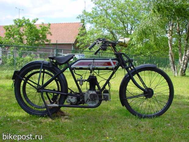 Ретро мотоцикл New Imperial 1920 Light Tourist