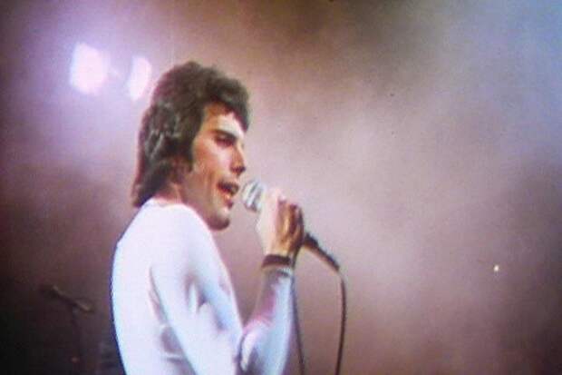 Самые знаковые песни группы Queen 12 Самые знаковые песни группы Queen