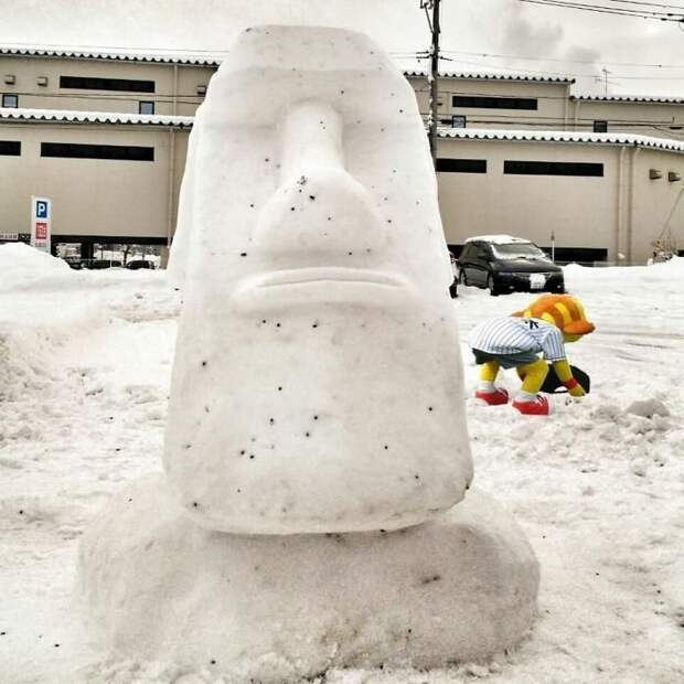 В Токио выпал мощнейший снегопад. Японцы вдохновились - взгляните на их снежные творения! красиво, креатив, подборка, снеговик, снегопад, токио, фото, япония
