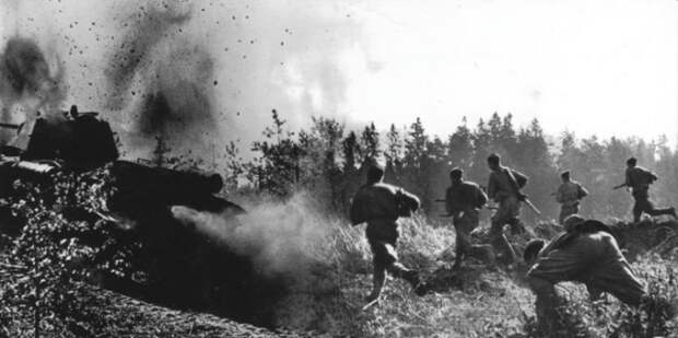 Архивные кадры Великой Отечественной войны