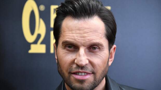 Ревва рассказал, как его прокляли