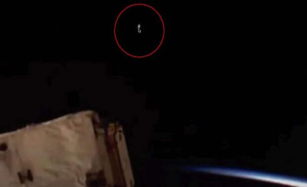 Странный неопознанный объект сняли с борта МКС