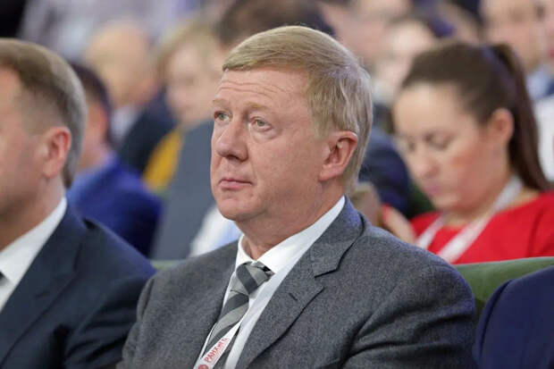 Чубайс объявил себя оппозиционером и потребовал от Канады снять с него санкции