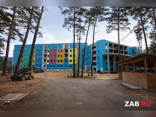 Более 6 млрд на недострой: детскую больницу в Чите снова будут спасать за огромные деньги