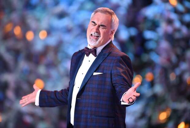 Уехавший из России Меладзе выступит в турецких отелях