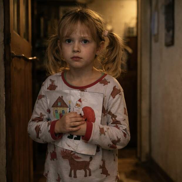 Выгнала на мороз падчерицу, чтобы не мешала, а когда кинулась искать — было уже слишком поздно