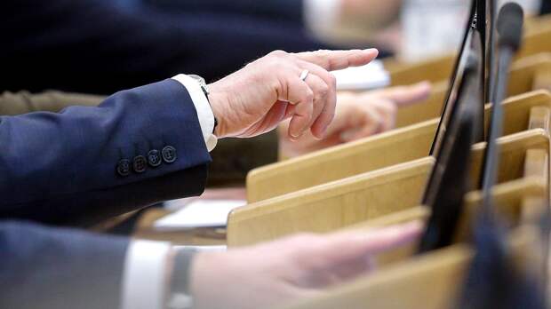 Дума Североуральска наказала коллегу за мат при общении с жителями