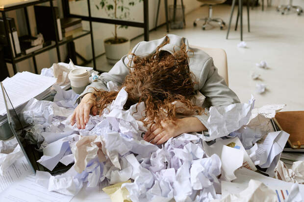 Только 22% россиян полностью отключатся от работы на майских