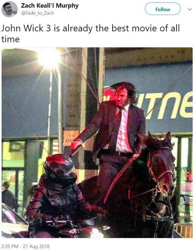 Киану на коне