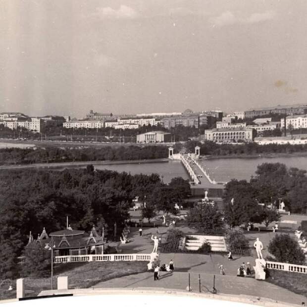 Сталино. Вид из парка Щербакова. Конец 50-х-начало 60-х