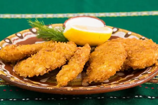 Куриные отбивные с кукурузными хлопьями в духовке Куриные отбивные с кукурузными хлопьями в духовке
