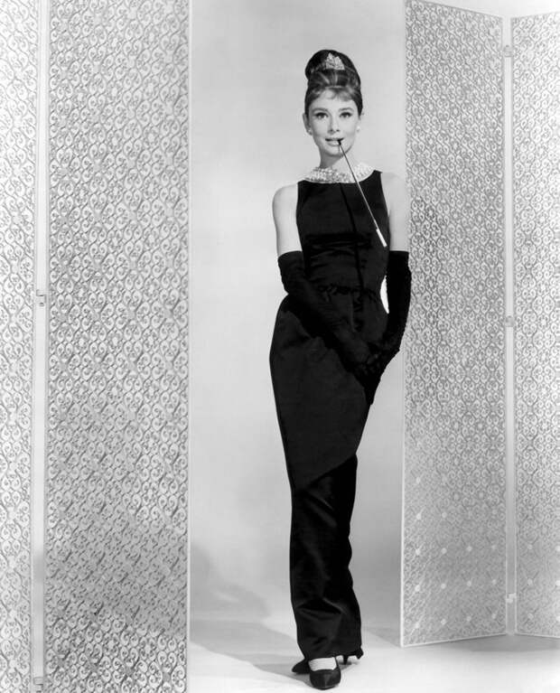 Audrey Hepburn, Breakfast at Tiffany's (1961) starring George Peppard