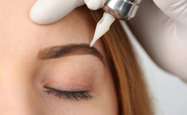 Плюсы и минусы татуажа для женщины после 40 лет