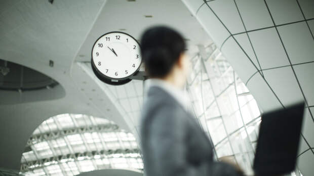 Врач Уланкина назвала вредным резкий разрыв с рабочим ритмом