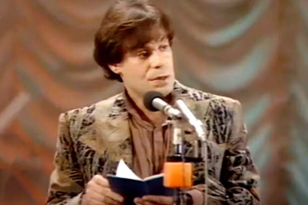 Актер Ефим Шифрин признался, что ушел из "Аншлага" из-за отсутствия гонораров