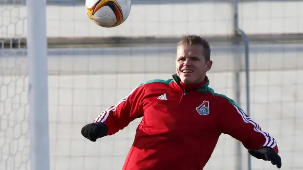 Машины Тарасова арестованы приставами из-за долга по алиментам