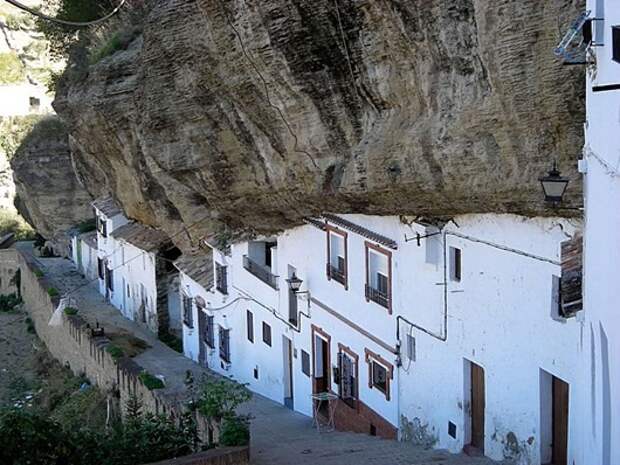 setenil-pod-skaloy-4