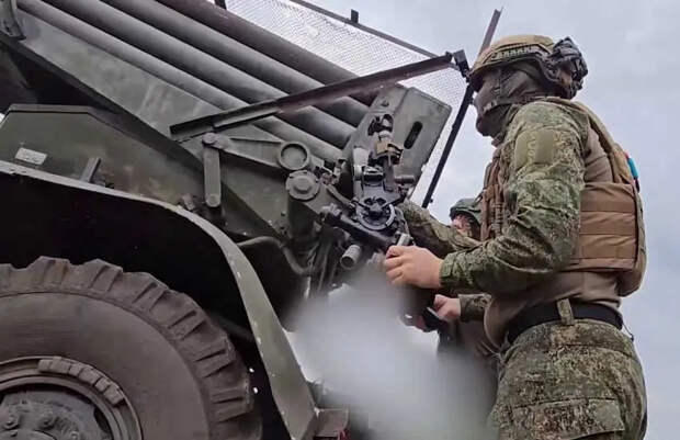 В результате успешного продвижения к западу от Верхнекаменского наши бойцы вплотную подошли к Северску