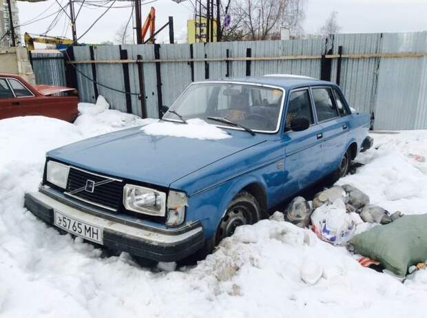 Автомобили, которые нашли во время сноса московских гаражей barn find, авто, автомир, автомобили, гараж, находка, олдтаймер, ретро авто