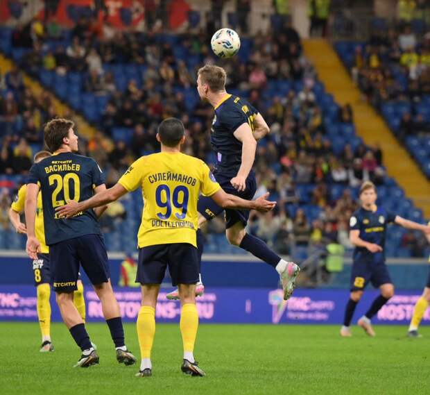 ФК «Сочи» одержал вторую подряд победу в РПЛ, обыграв «Ростов»