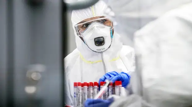 Новый штамм коронавируса «омикрон» выявлен в 13 российских регионах