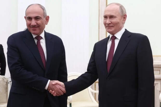 Путин проведет переговоры с Пашиняном в Москве