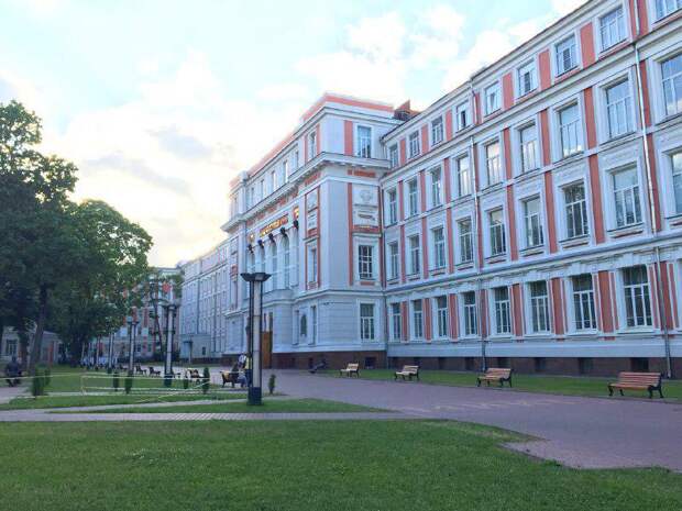 Российский университет транспорта (МИИТ). Фото из архива редакции