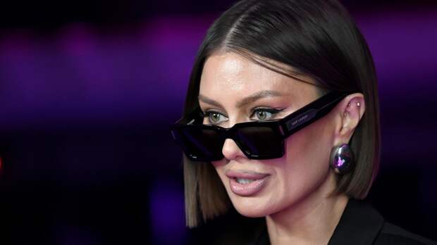 Боню высмеяли за фото с бицепсом со словами «Сталлоне отдыхает»