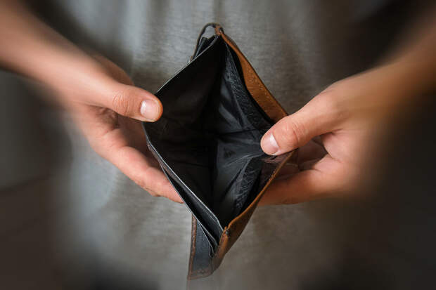 В Японии пенсионерка подобрала чужой кошелек и была задержана тем же вечером