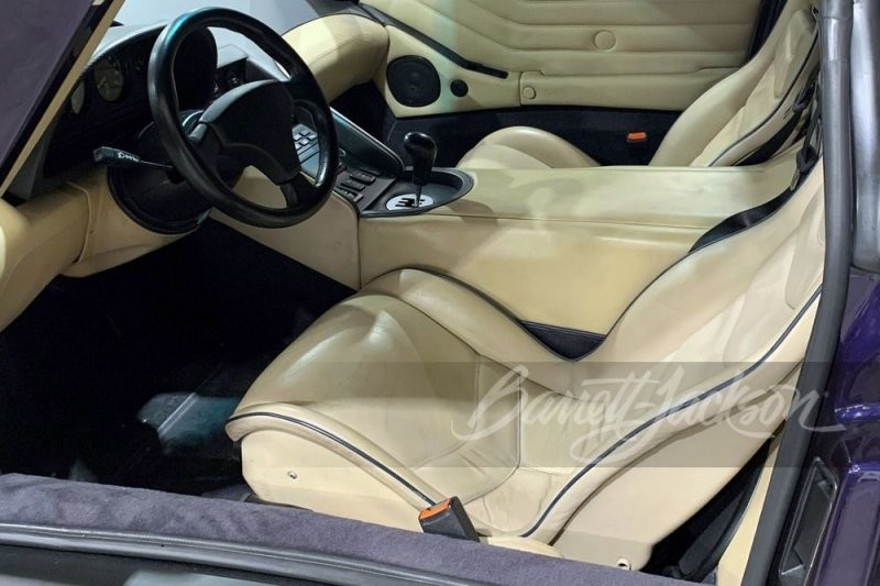 Мечта с вкладыша «Турбо»: Lamborghini Diablo VT 1997 года