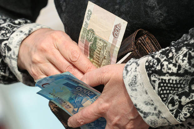 Депутат Говырин: ряду россиян в марте пенсии выплатят по измененному графику